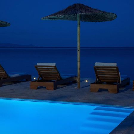 The Saronic Villa - Jungle On The Sea Agioi Theodoroi Eksteriør bilde